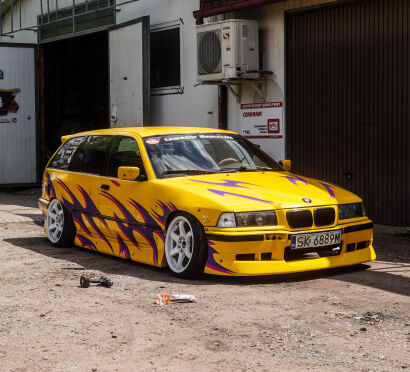 CAR LIVERY