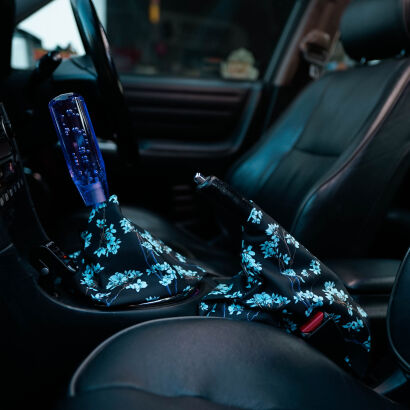 BLUE BLOSSOM - SHIFT BOOTS