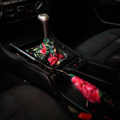 BLACK ROSES - SHIFT BOOT
