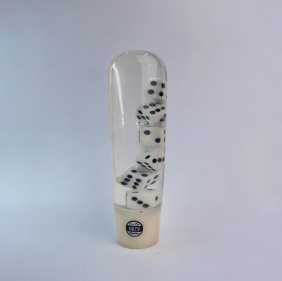 SHiFT KNOB - White dice